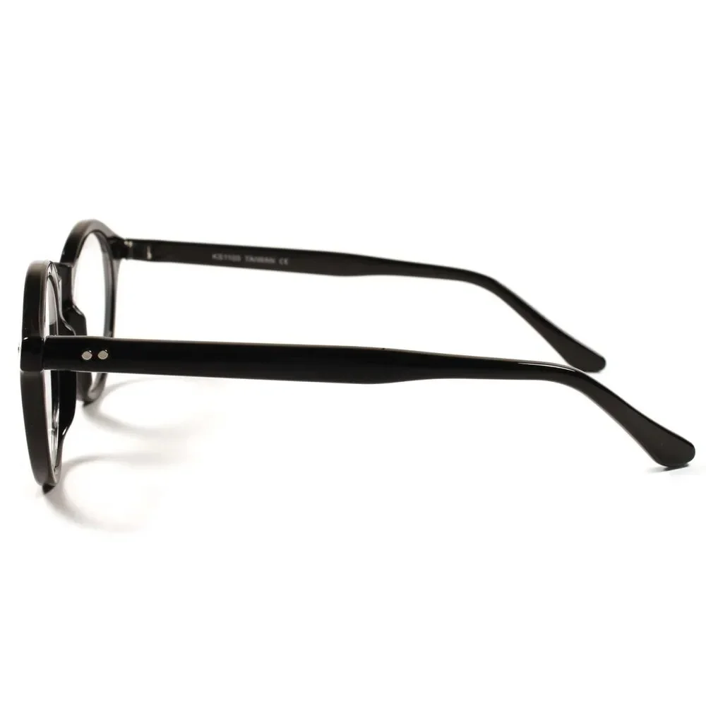 Kiss these stylish